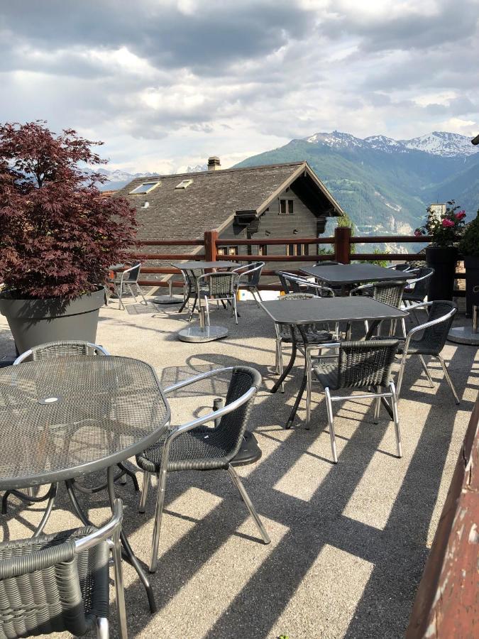 Cafe Cher-Mignon Et Chambres D'Hotes Chermignon-d'en Haut Екстер'єр фото
