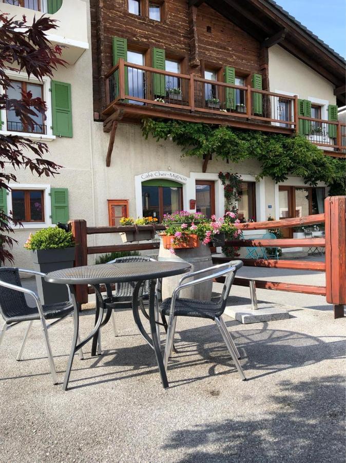 Cafe Cher-Mignon Et Chambres D'Hotes Chermignon-d'en Haut Екстер'єр фото